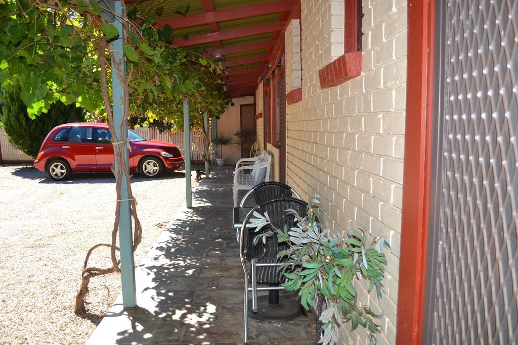 Colonial Bank Motel Omeo Стая снимка