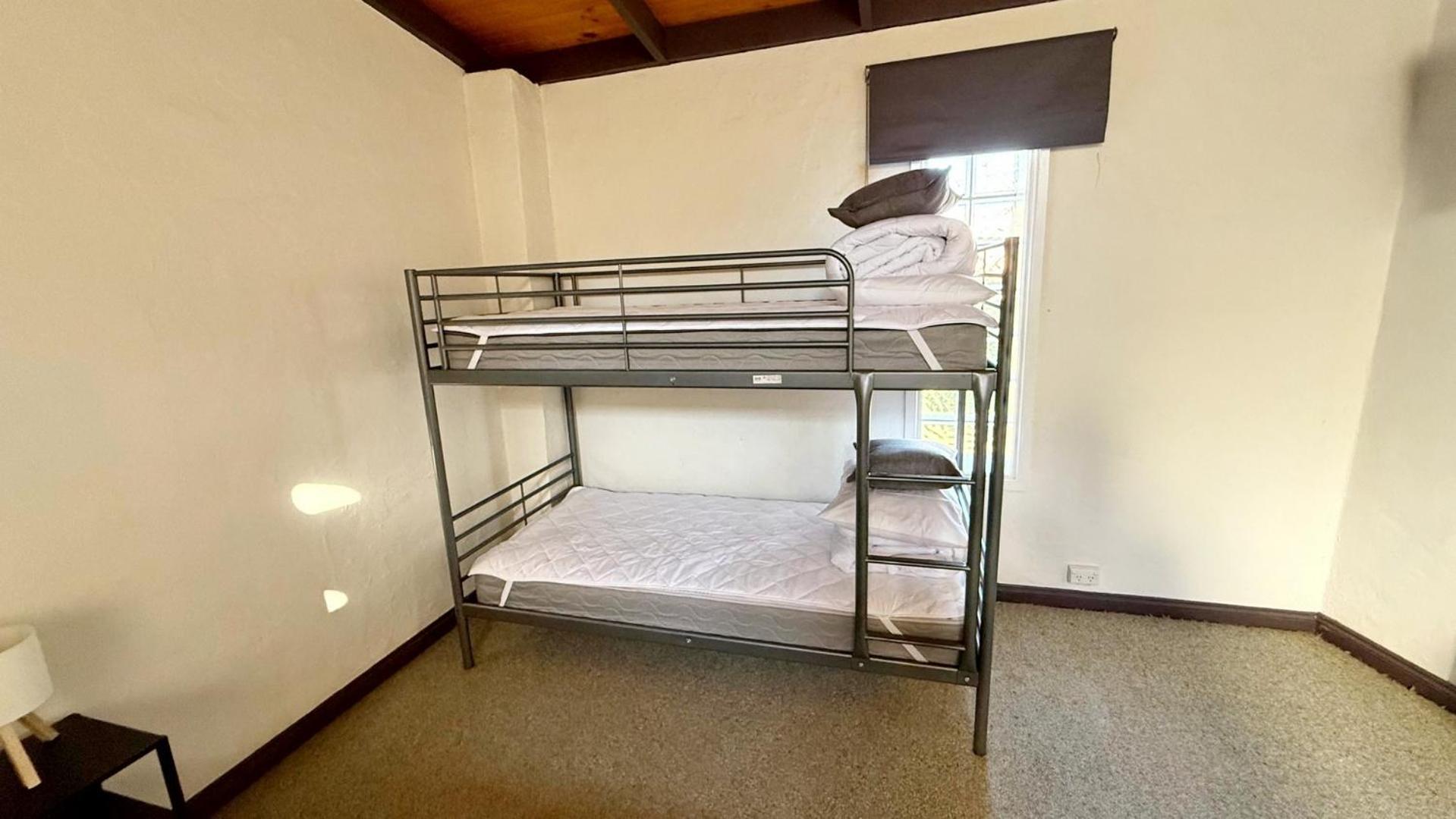 Colonial Bank Motel Omeo Екстериор снимка